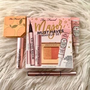 Too Faced Ultimate Must-Haves cult favs makeup Set